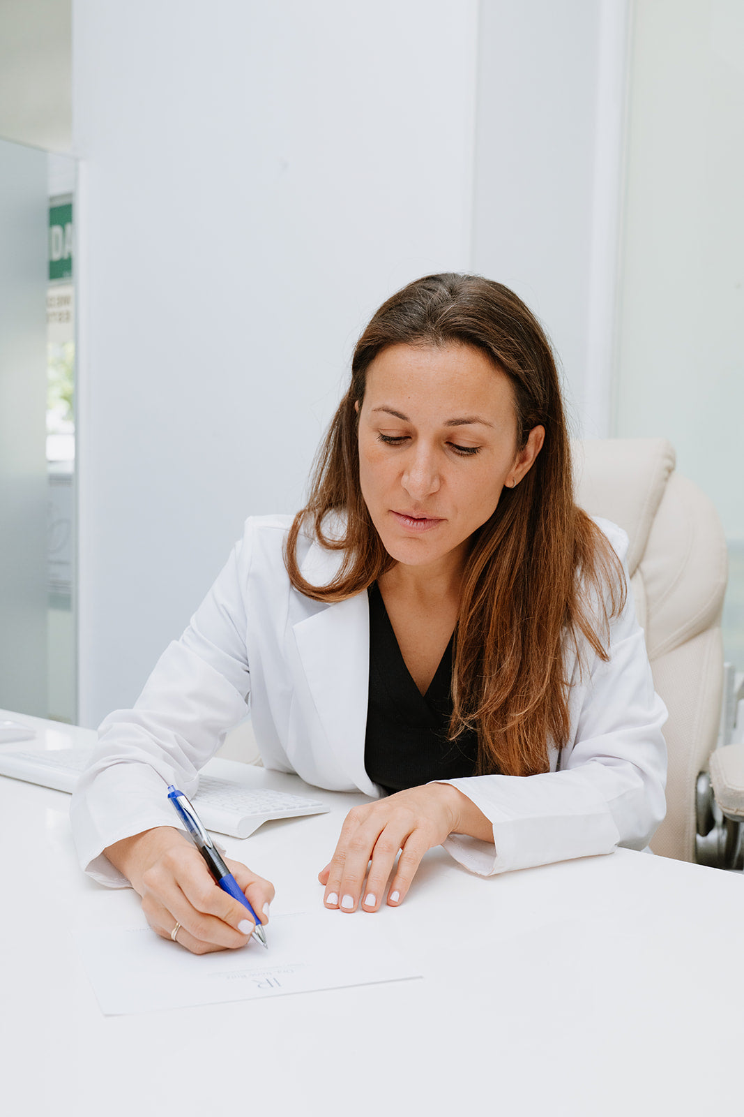 Una visión médica, precisa y natural del rejuvenecimiento facial